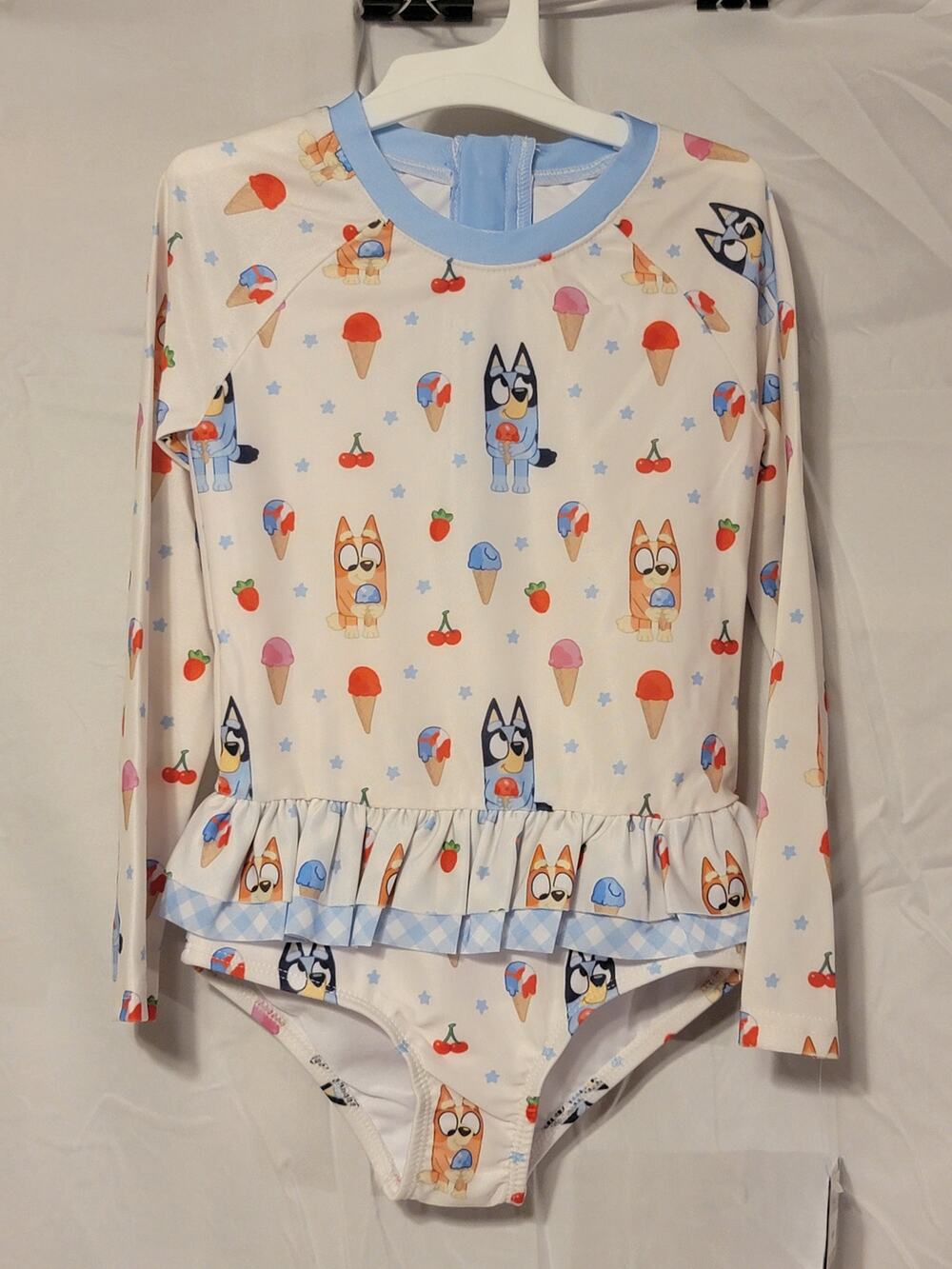 Toddler Girls' Bluey Ruffle Long Sleeve Rash Guard White Sz 4T